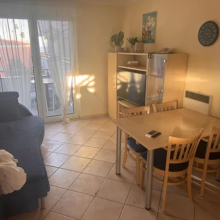Apartma